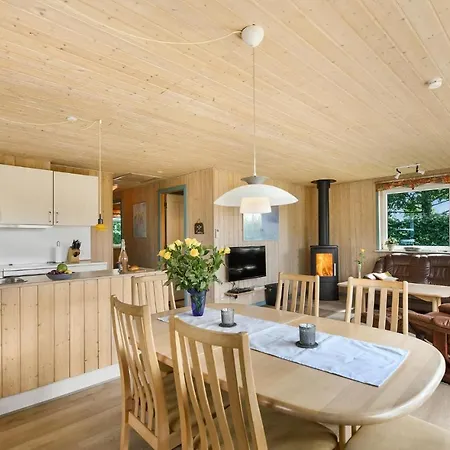 Dom wakacyjny Amazing In With Kitchen Haderslev